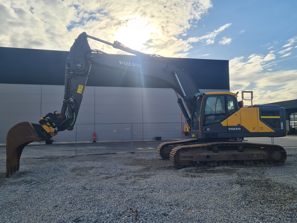 VOLVO EC 300 EL