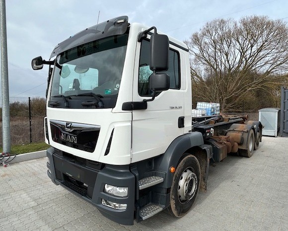 MAN 26.32O / MULTILIFT